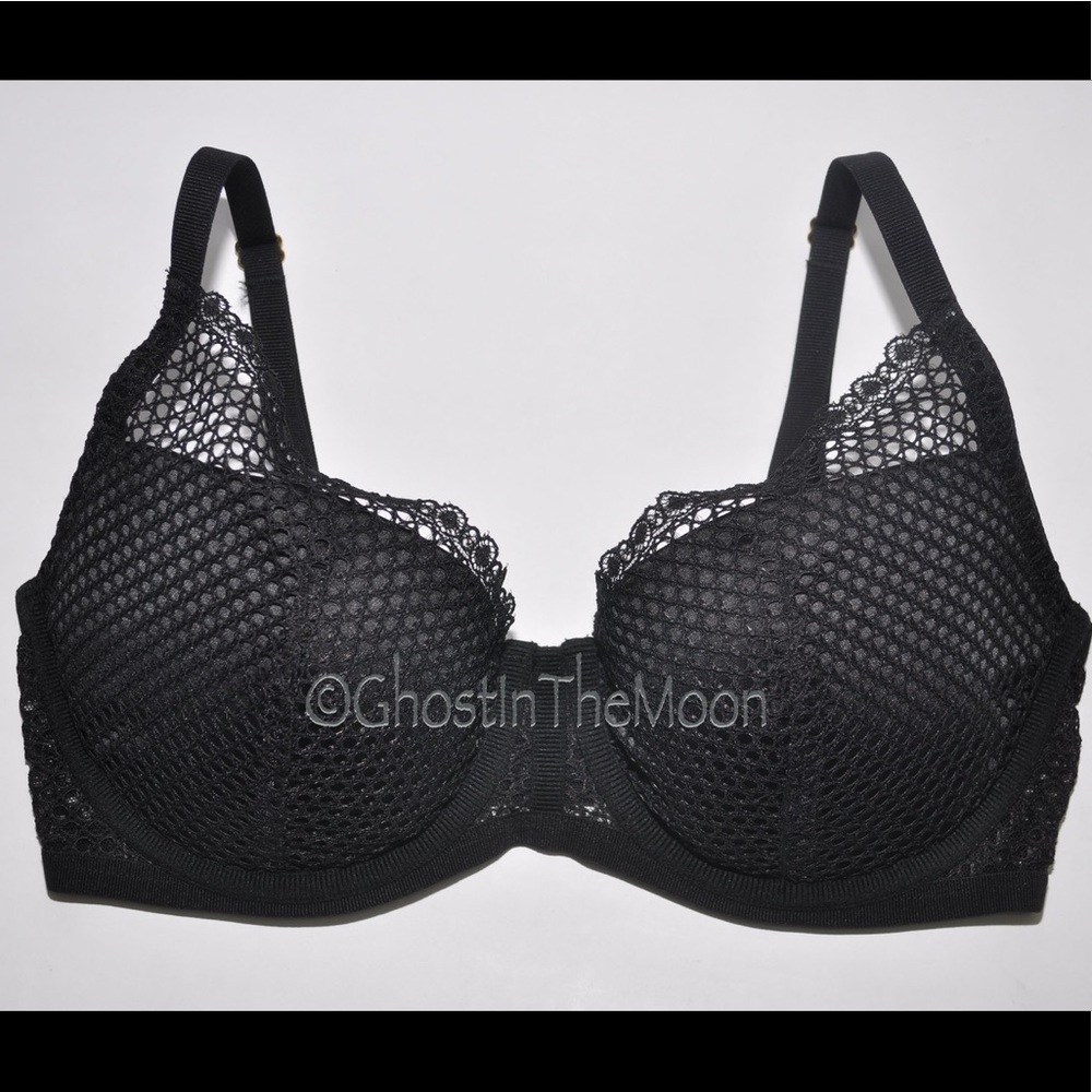 NWT Victoria’s Secret Fishnet Bra Removable Pads
